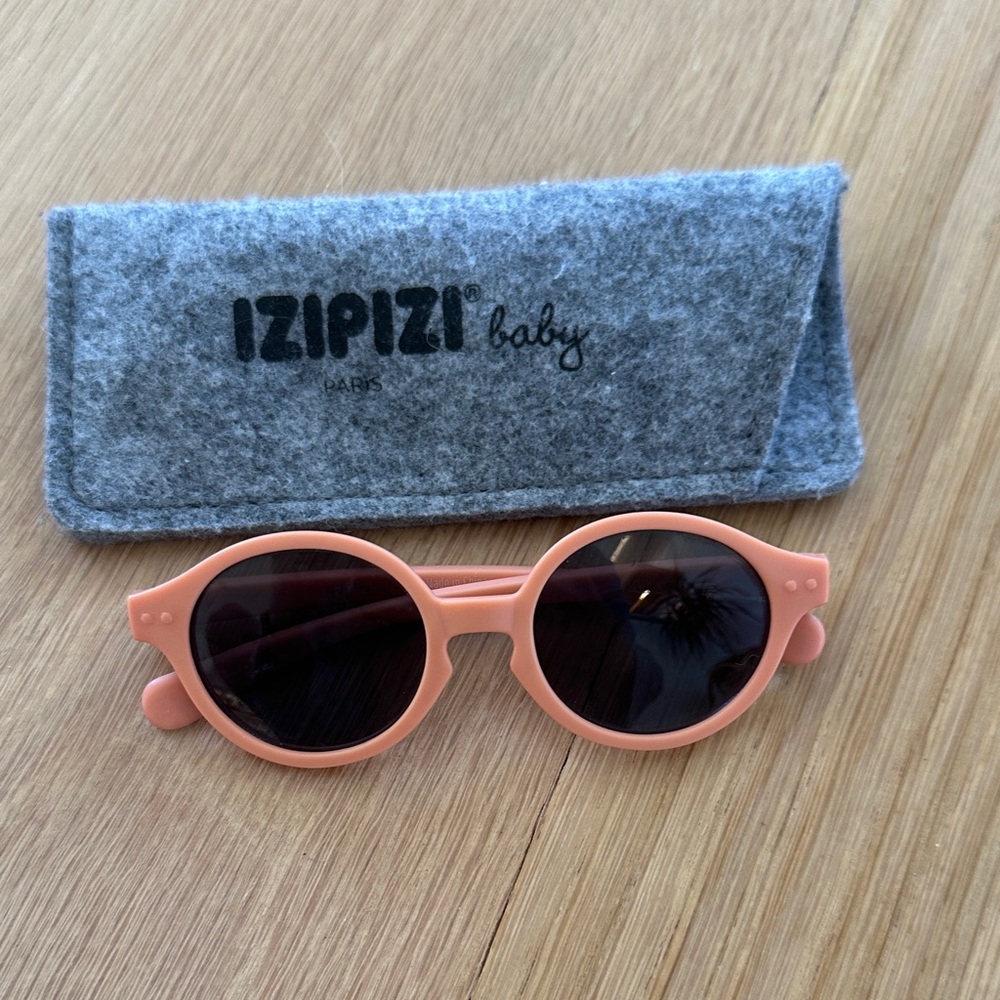 IZIPIZI Baby Round Sunglasses in Apricot
